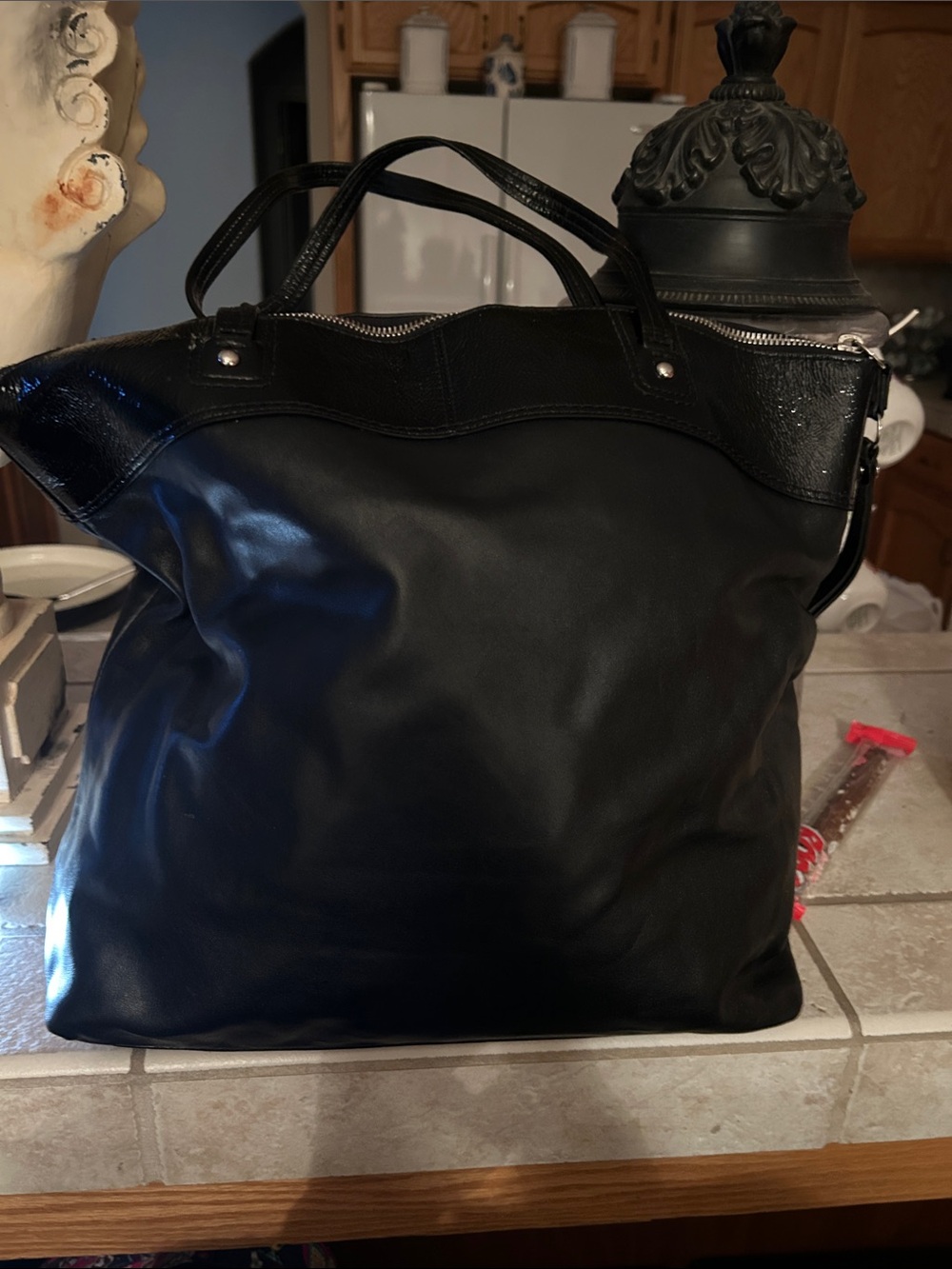 Coach Black Leather Embossed Circle Tote With Matching Wallet and Coin Purse. - Picture 7 of 16